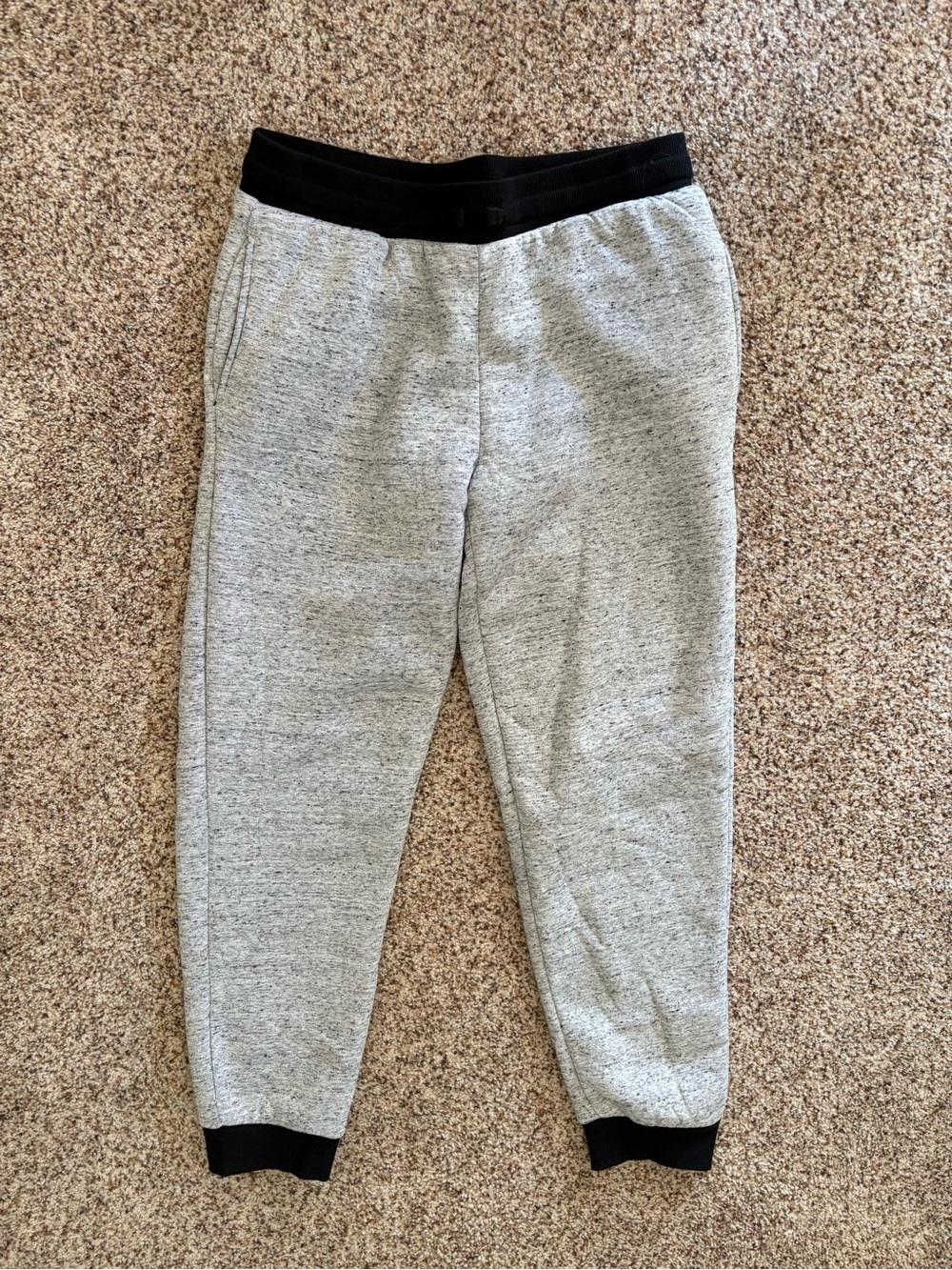 URBAN PIPELINE | Heather Gray Sweatpants | Youth Unisex | Size 14/16